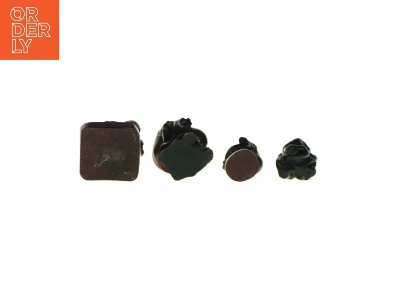 Billede 2 - Dekorative figurer 4 stk.  (str. 6 x 6x8-4x4x4 CM)