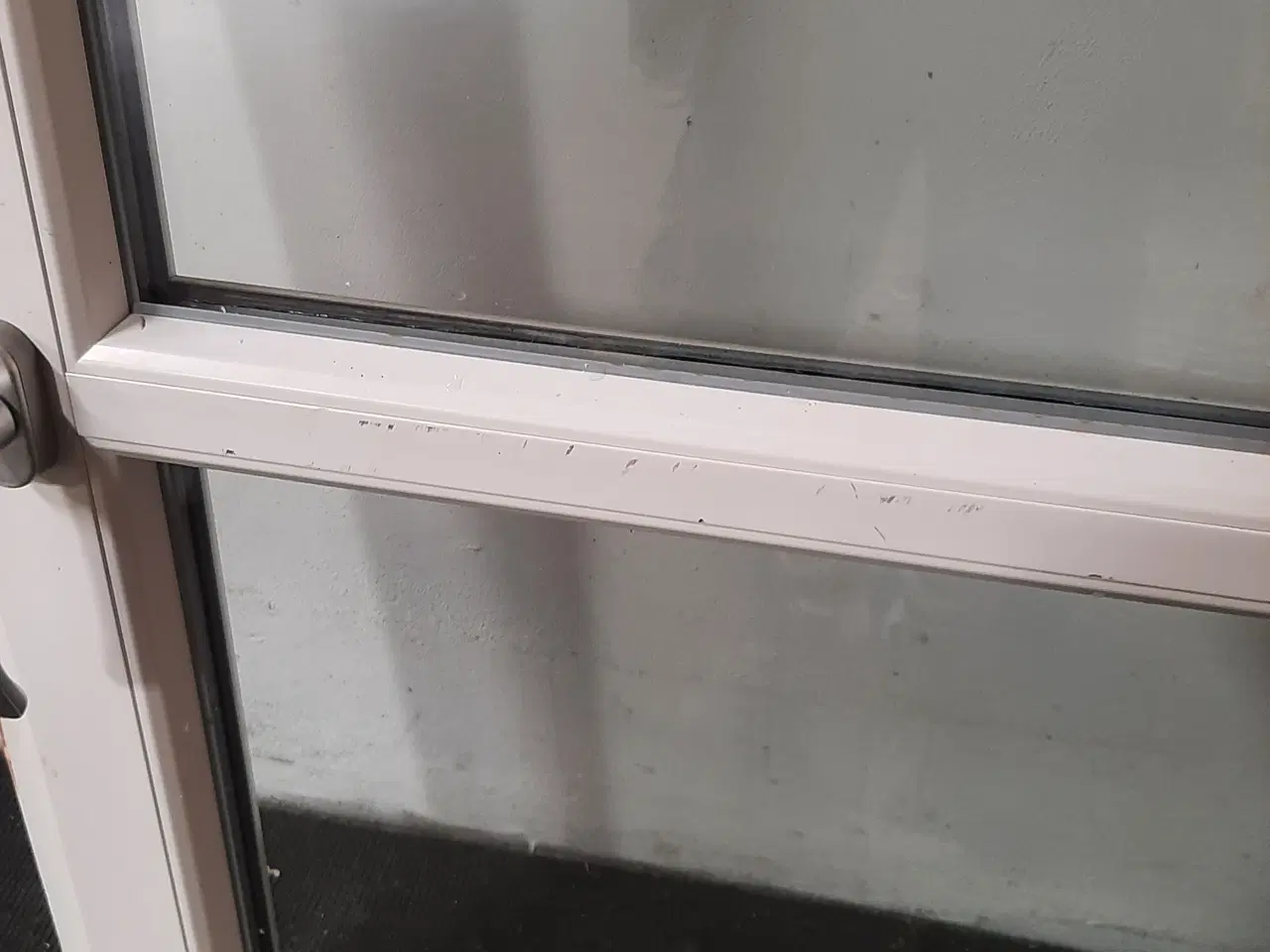 Billede 4 - Dreje-kip vindue i pvc 1378x120x1278 mm, højrehængt, hvid