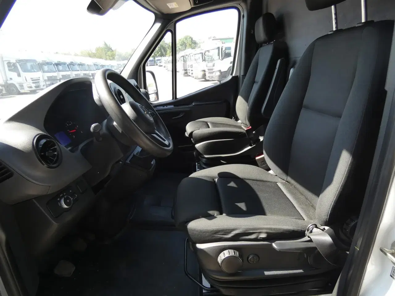 Billede 9 - Mercedes-Benz Sprinter 316 2,1 CDI A2 H2 RWD 163HK Van 6g
