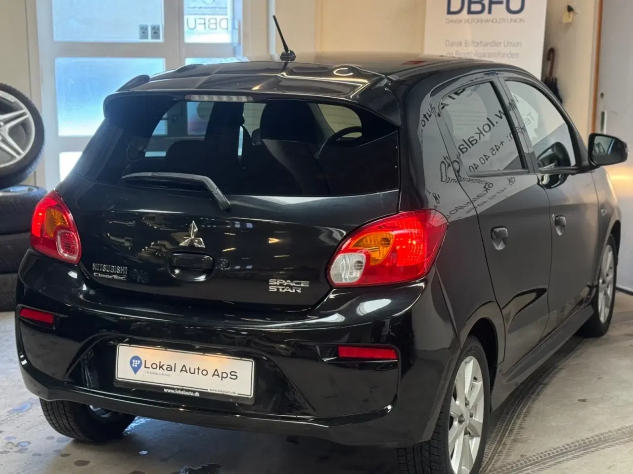 Billede 3 - Mitsubishi Space Star 1,2 Black & White