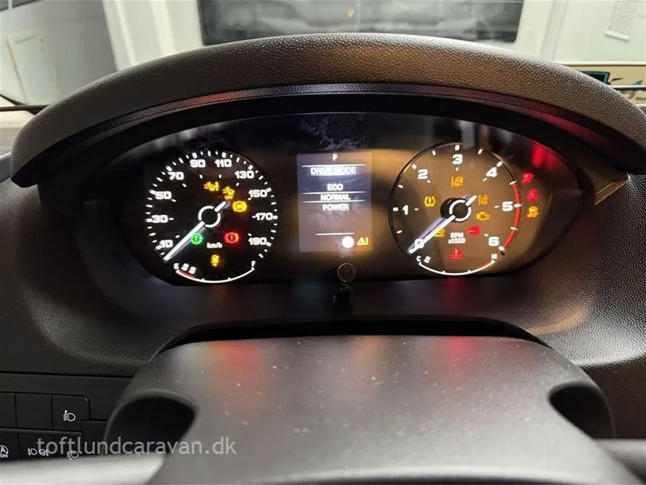 Billede 29 - 2025 - Hobby Ontour C 680 GE   NY 2025 m/AUT. GEAR, ADAPTIV FARTPILOT mv. SUPER LÆKKER AUTOCAMPER. NU PÅ LAGER !