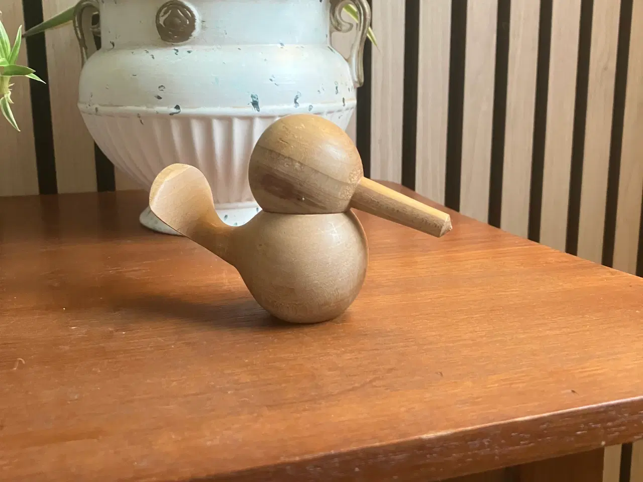 Billede 1 - Træfigur formet som en fugl