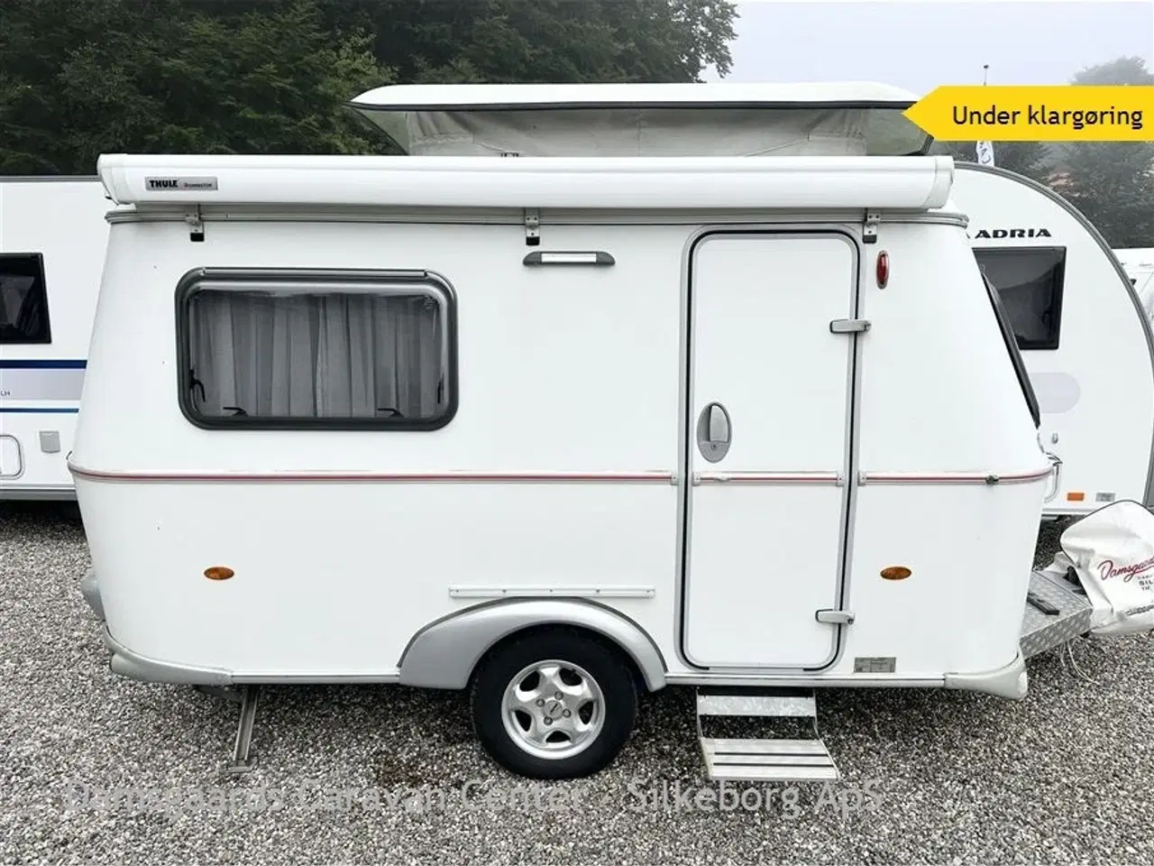 Billede 1 - 2013 - Hymer Touring Familia 310   Thule Omnistore markise - Hæve/sænketag