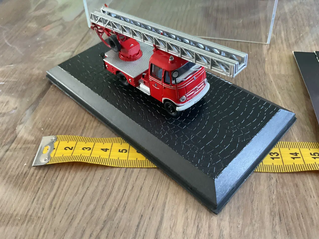 Billede 5 - Model brandbil mercedes- benz L 319