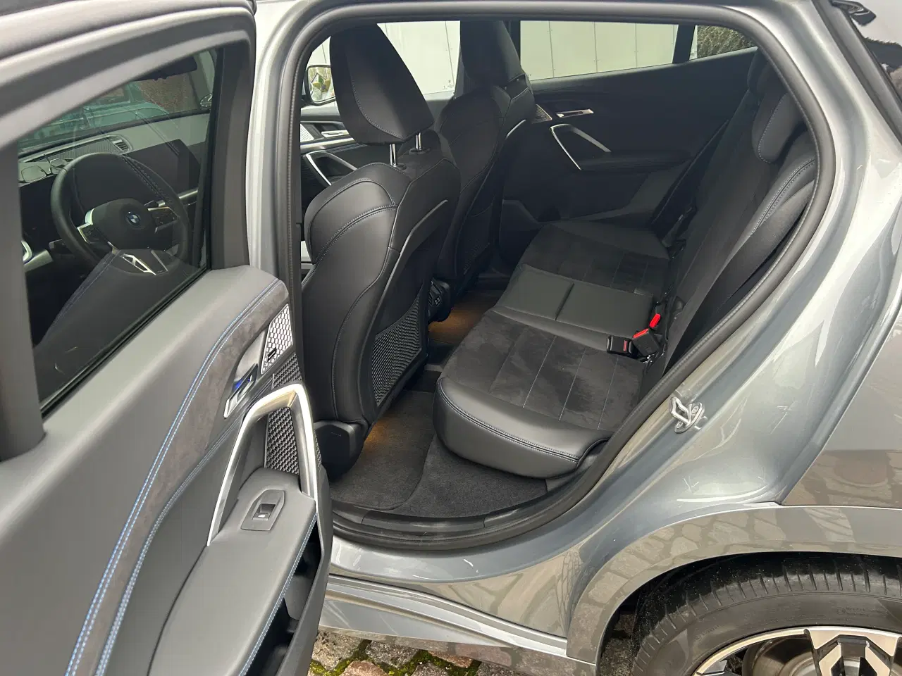 Billede 9 - BMW IX2 30 SPORT X-DRIVE SUW m træk & vinterhjul