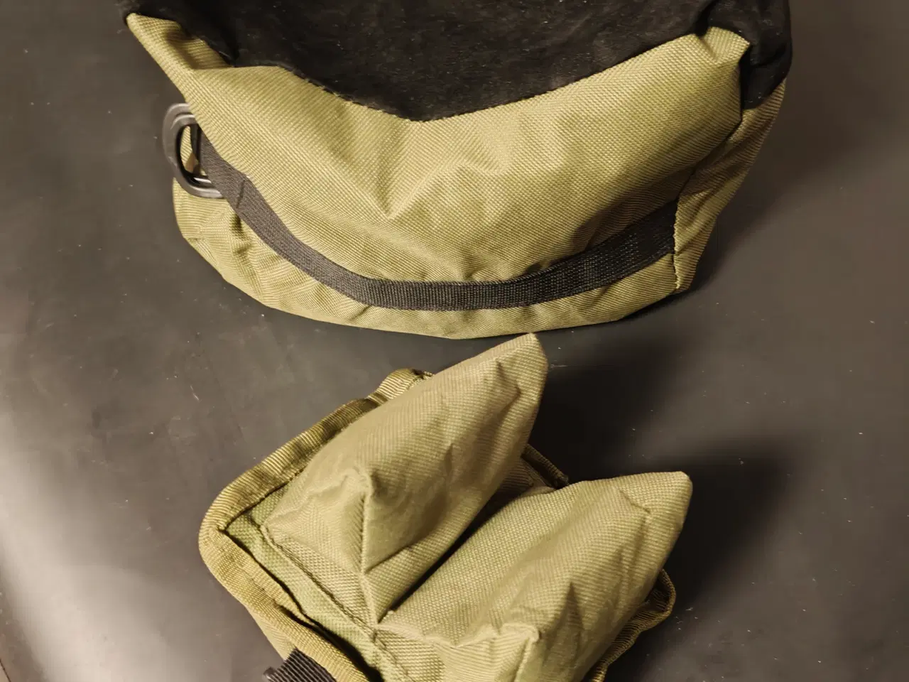 Billede 1 - Anlæg's pude.. og ammo kasse