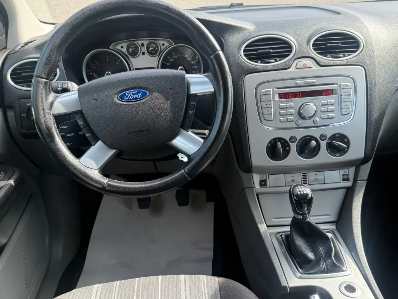 Billede 10 - Ford Focus 1,6 TDCi 90 Trend Collection