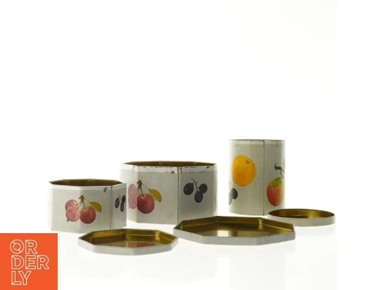 Billede 6 - Vintage kasedåser med frugtdekoration - 3 stk (str. 7 cm 10 cm og 14 cm høje)