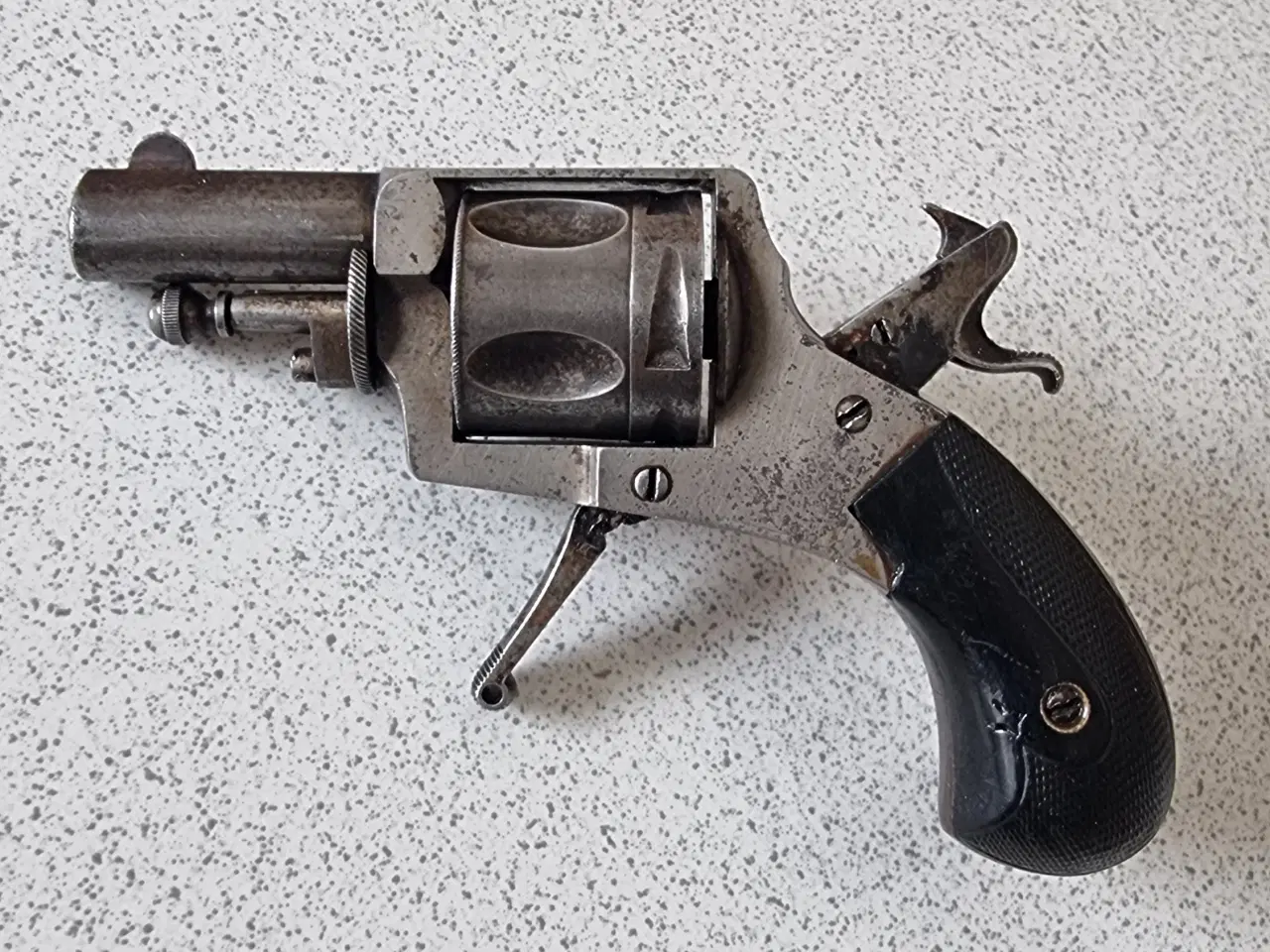 Billede 2 - Mini Bulldog kal. 32.