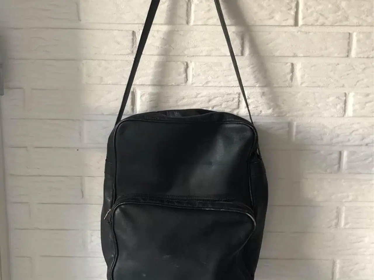 Billede 1 - Skuldertasker i skind