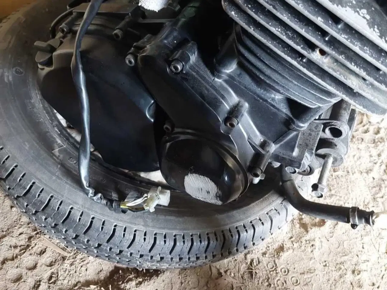 Billede 3 - Yamaha FZS600 Fazer motor