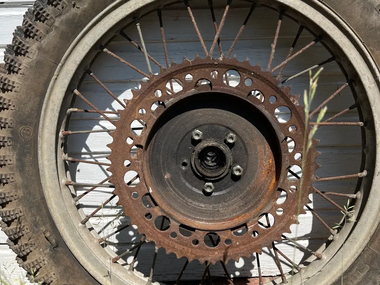 Billede 4 - Triumph nav og fælge