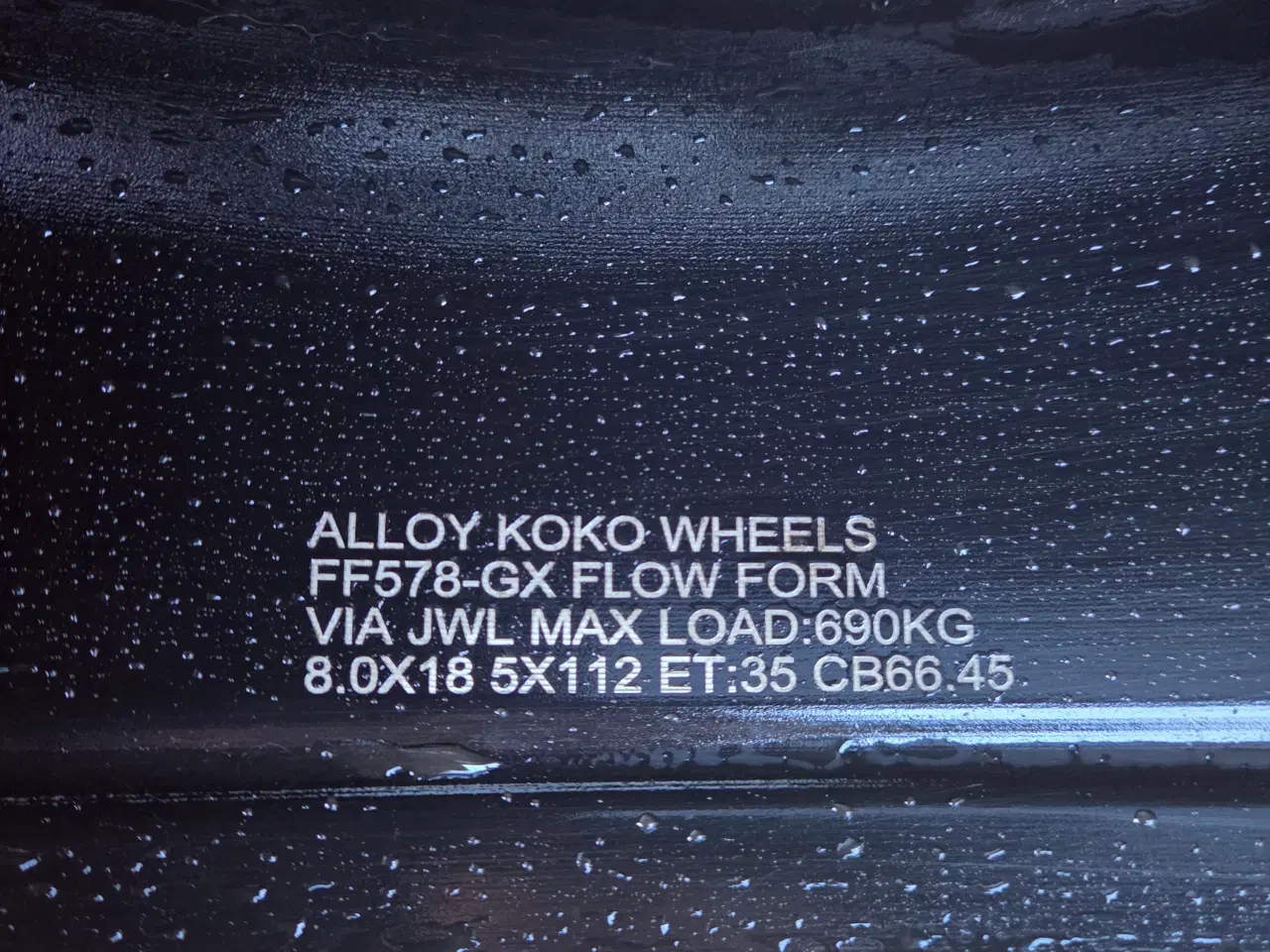 Billede 2 - Vinterdæk/fælge 18"