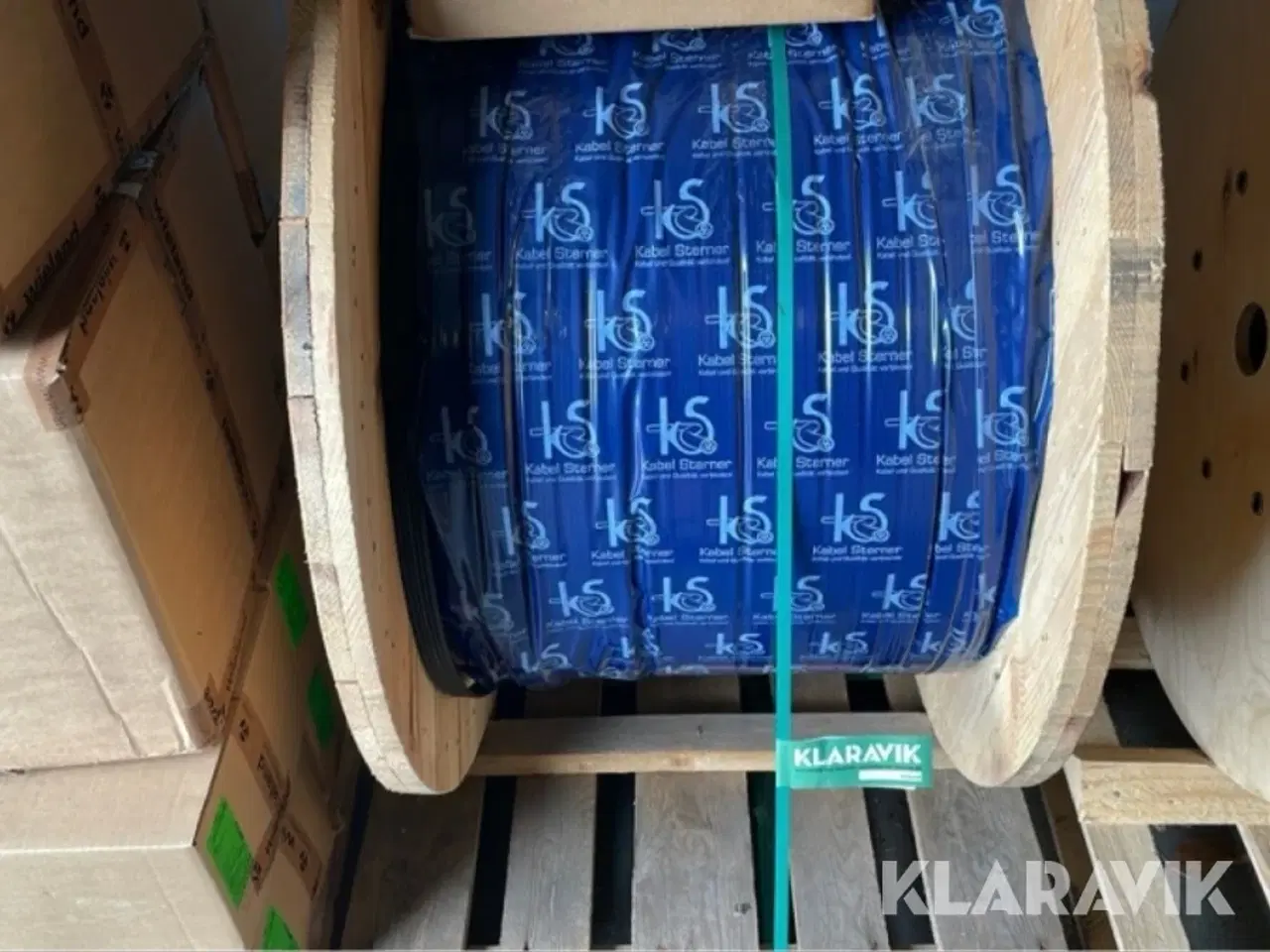Billede 3 - kobber installationskabel med adapter og stik
