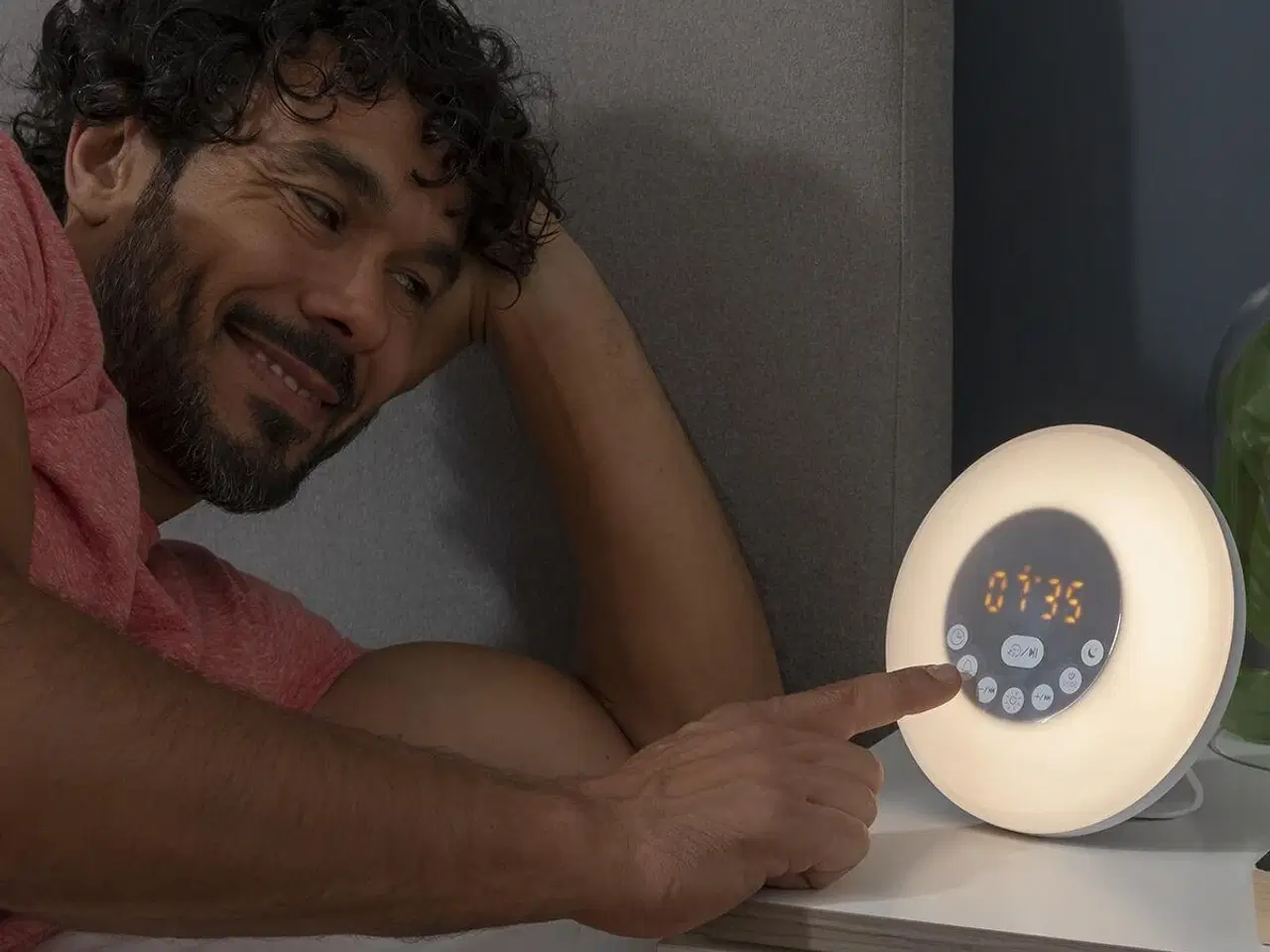 Billede 4 - Sunrilk genopladeligt solopgangsvækkeur med højttaler