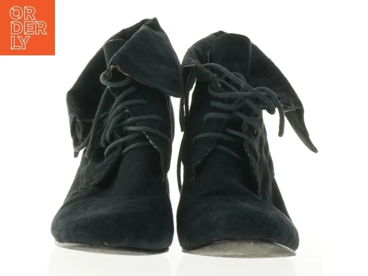 Billede 3 - Sort ankelstøvle med kilehæl (str. 41)
