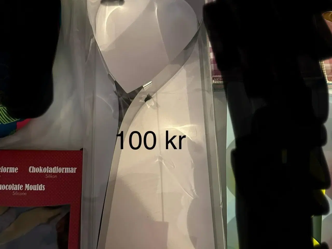 Billede 4 - Køkken ting skal være væk s d 29 nu 