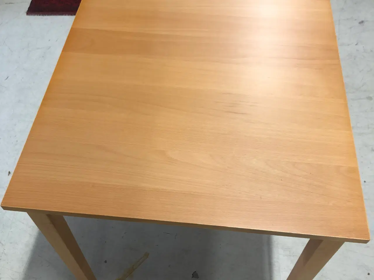 Billede 2 - Spisebord med tillægsplade
