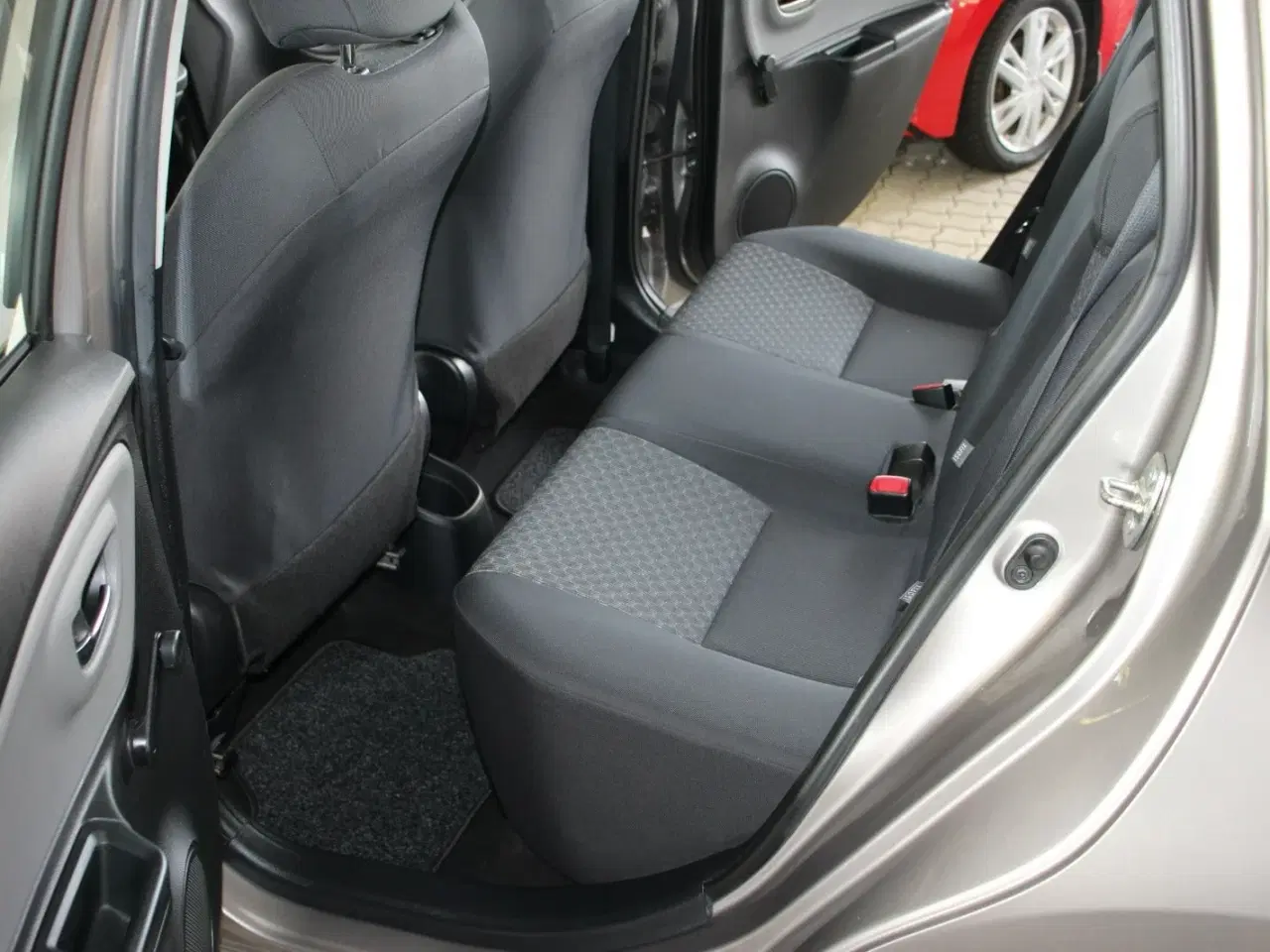Billede 11 - Toyota Yaris 1,3 VVT-i Style Edition MDS