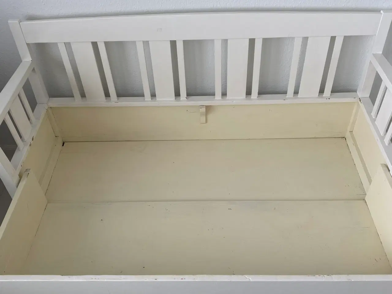 Billede 2 - Gammel svensk slagbænk 