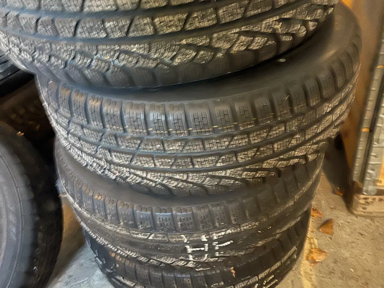 Billede 4 - Alufælge med Pirelli dæk BMW X1 og X3