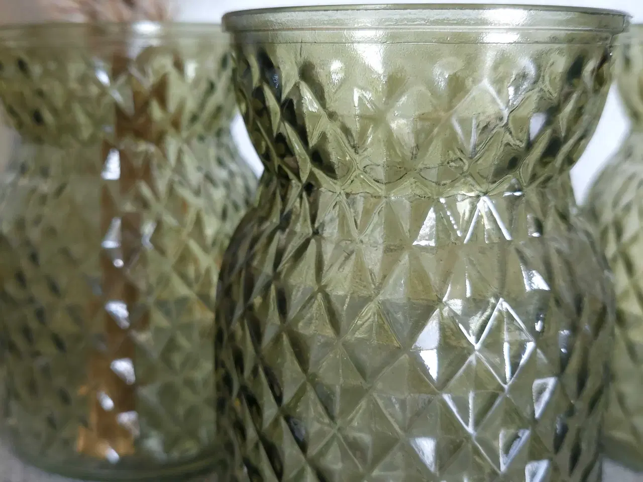 Billede 2 - 3 olivengrøn glasvaser / hyacintglas