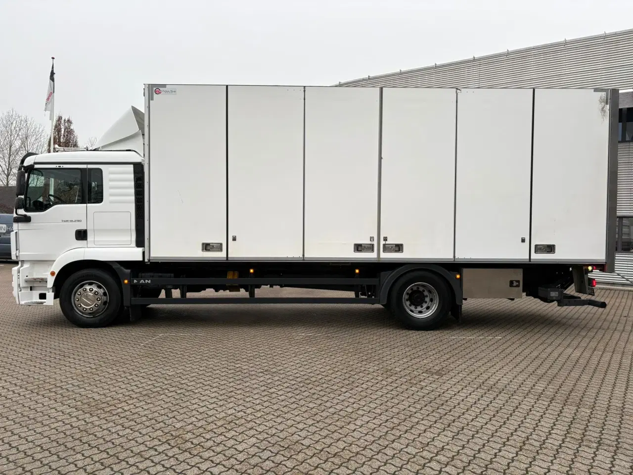 Billede 11 - MAN TGM 18.290, Lukket kasse