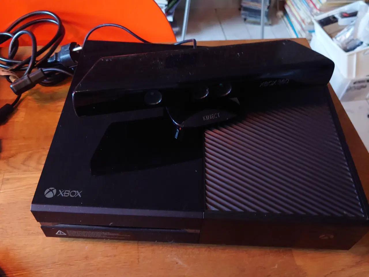 Billede 3 - Xbox One (Model 1540) - 500GB med tilbehør 