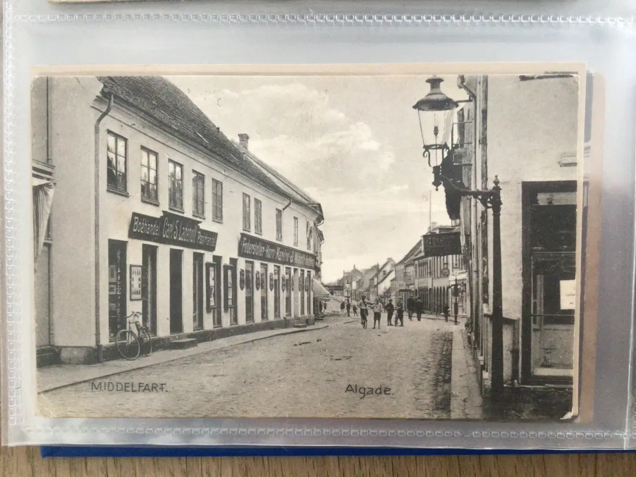 Billede 3 - Postkort og maleri fra Middelfart købes og sælges.