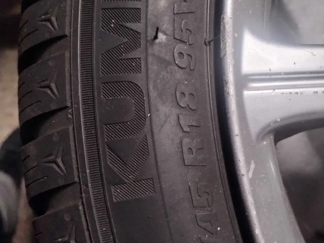 Billede 2 - Vinterdæk på alufælge.Alfa Romeo og andre.