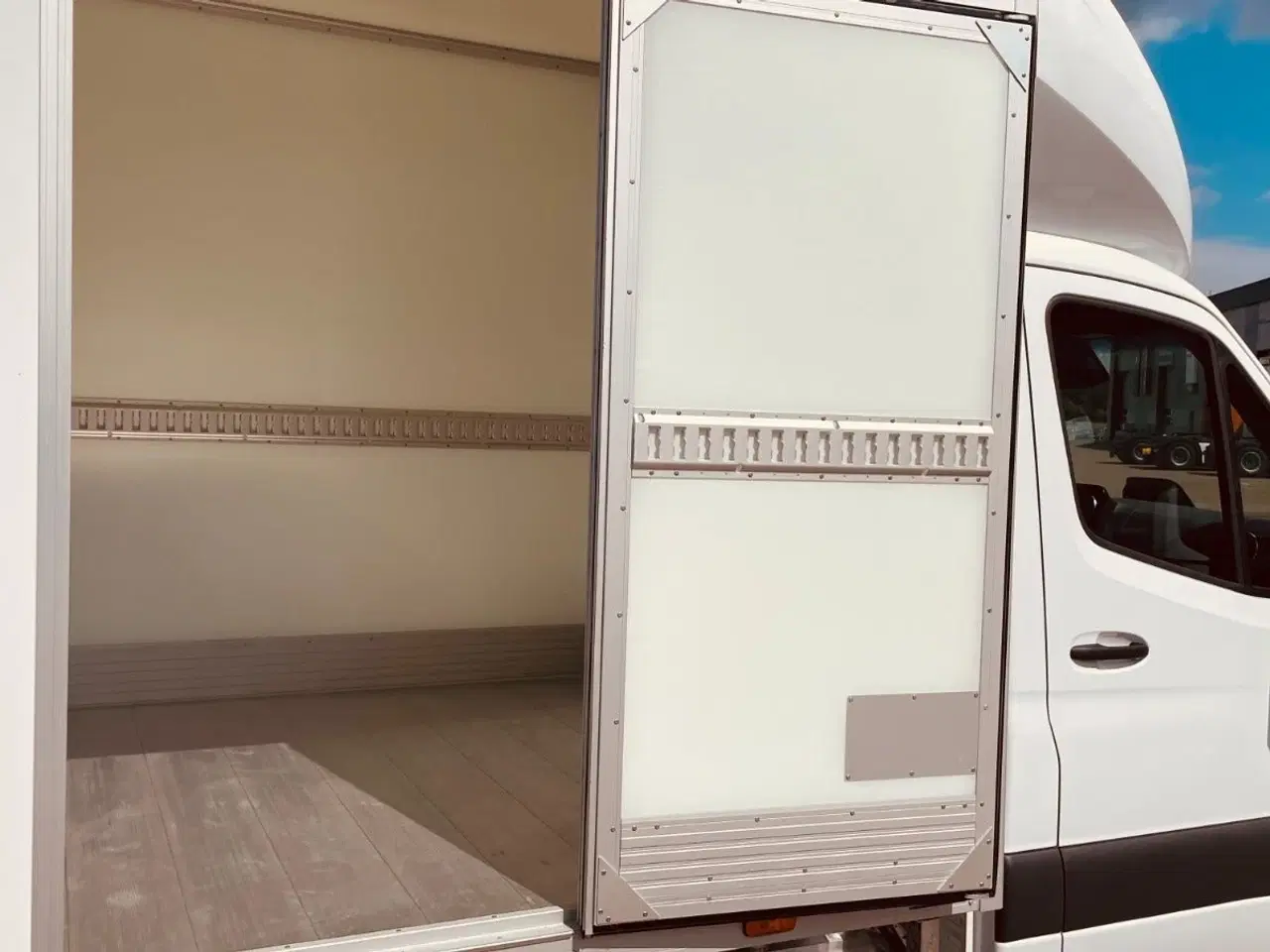 Billede 6 - Mercedes eSprinter 420 113 A3 Chassis PRO