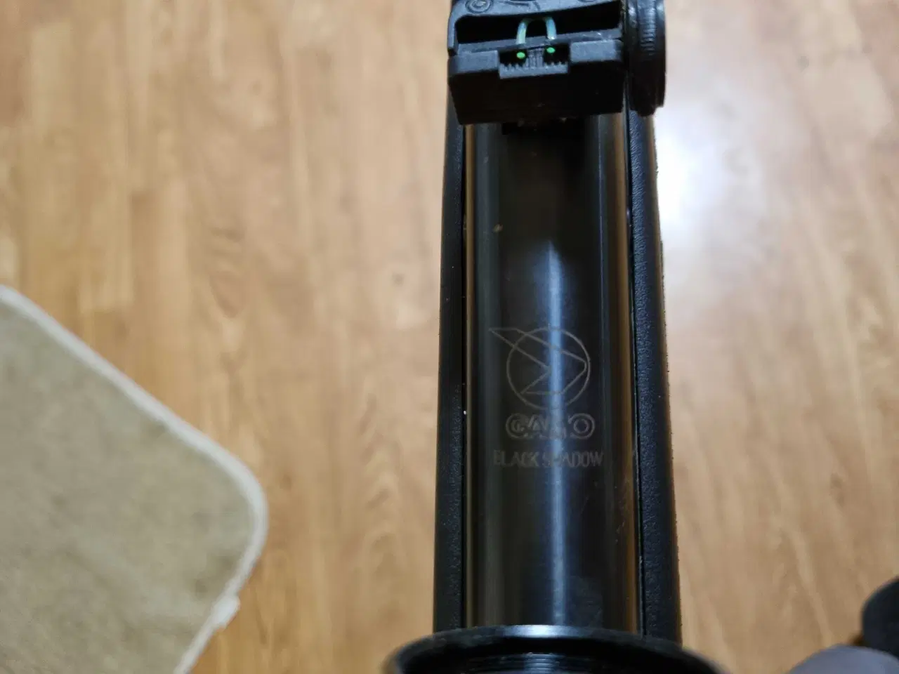 Billede 5 - Lufthevær med kikkertsigte