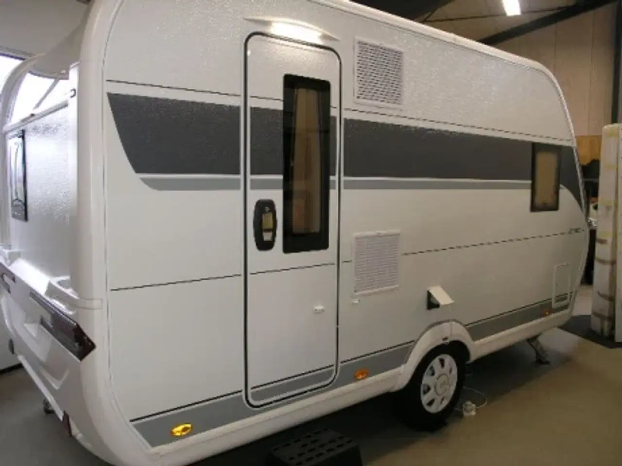 Billede 1 - Hobby De Luxe 400 SFe
