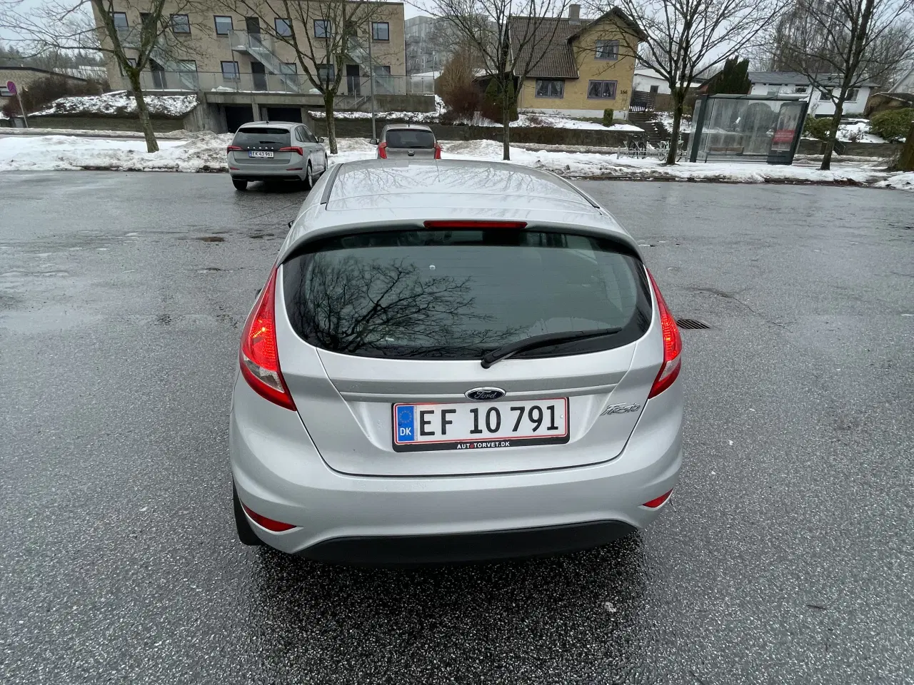 Billede 4 - Økonomisk, lav kilometer god bil