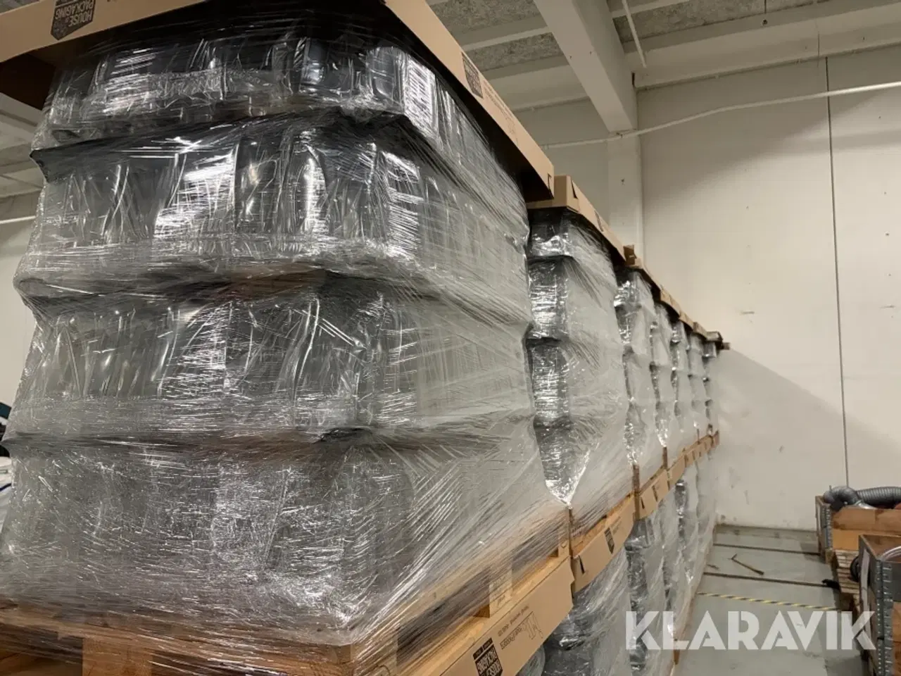 Billede 3 - Plastikflasker House of packaging - 14 paller af ca 528stk