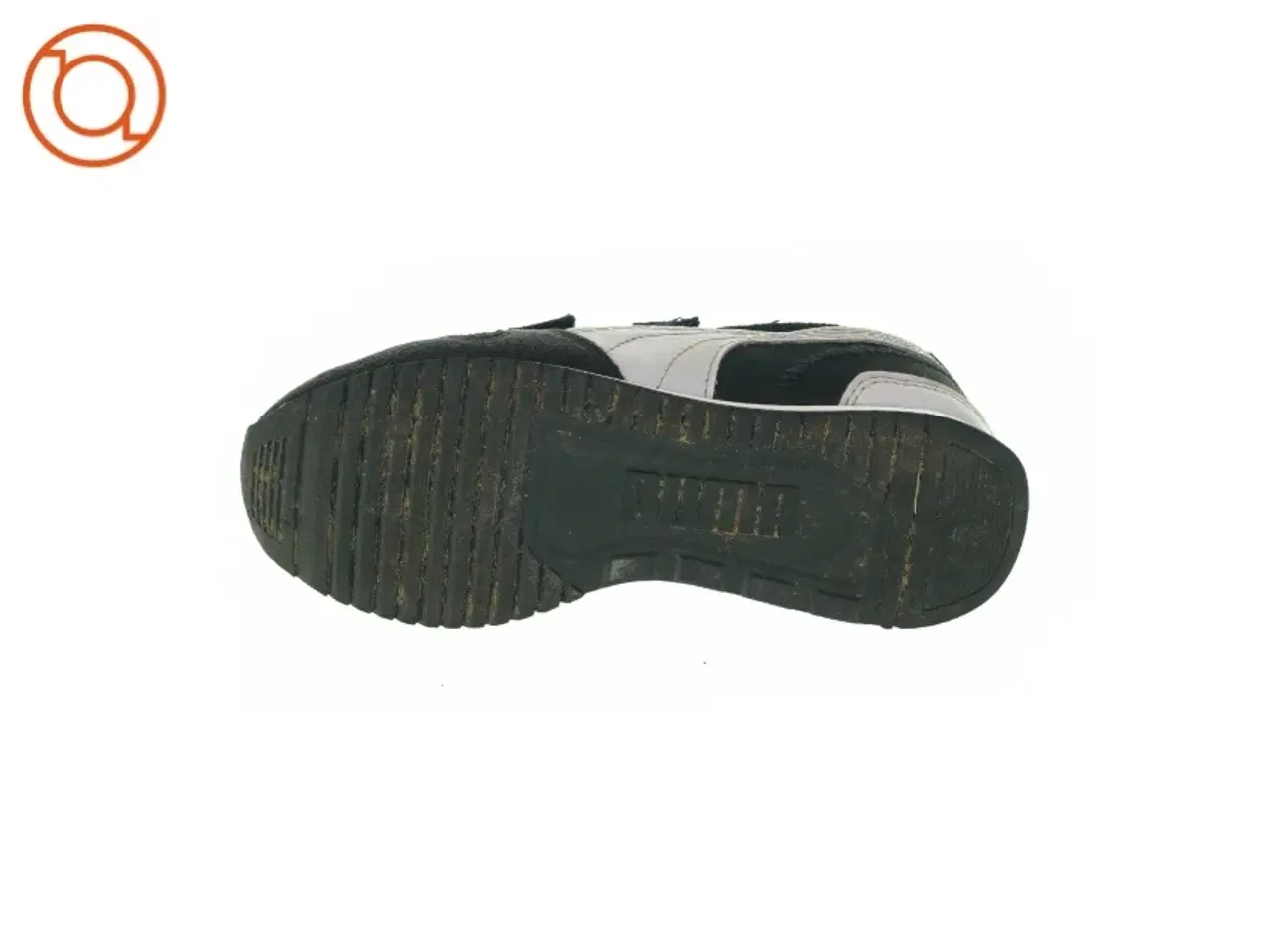 Billede 2 - Sneakers med velcro fra Puma (str. 34)