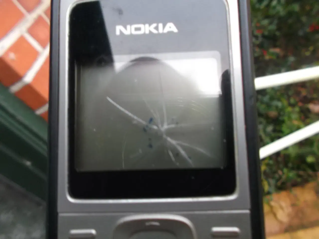 Billede 5 - Nokia 1200 mobiltelefon. Solid og stabil GSM mobil