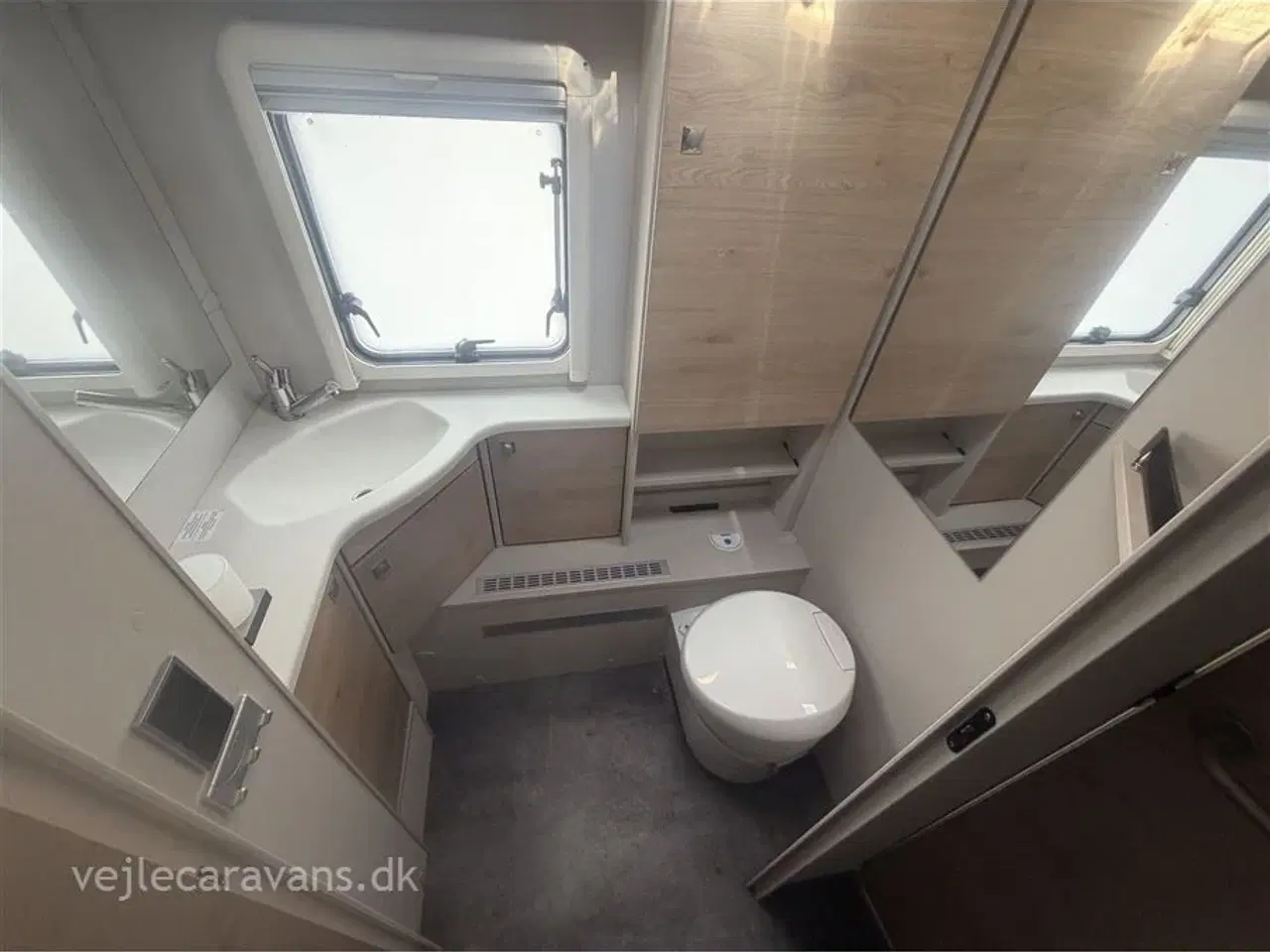 Billede 14 - 2020 - Dethleffs Nomad Snow 760 DR