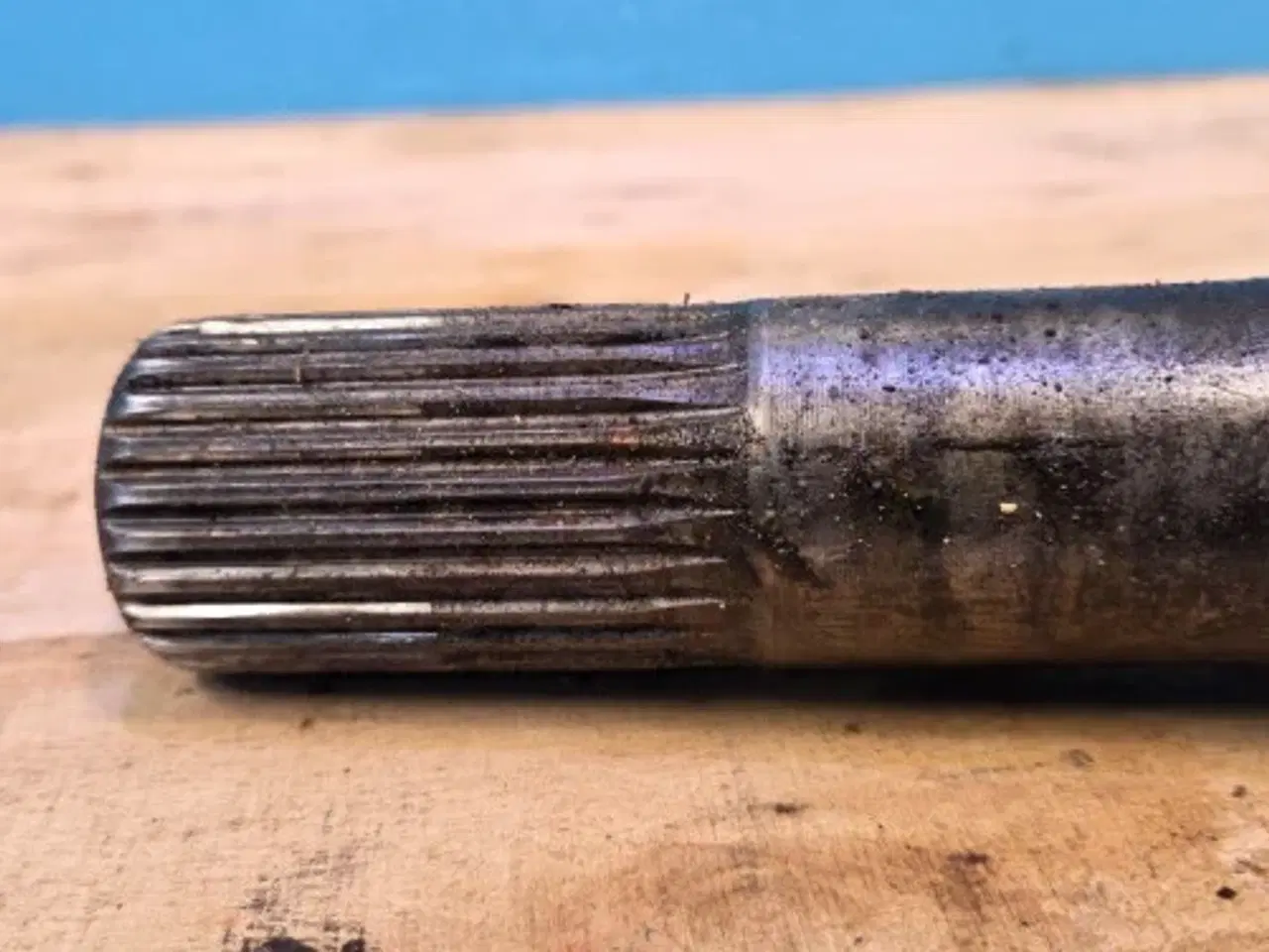 Billede 12 - New Holland LB115B Aksel 85827004