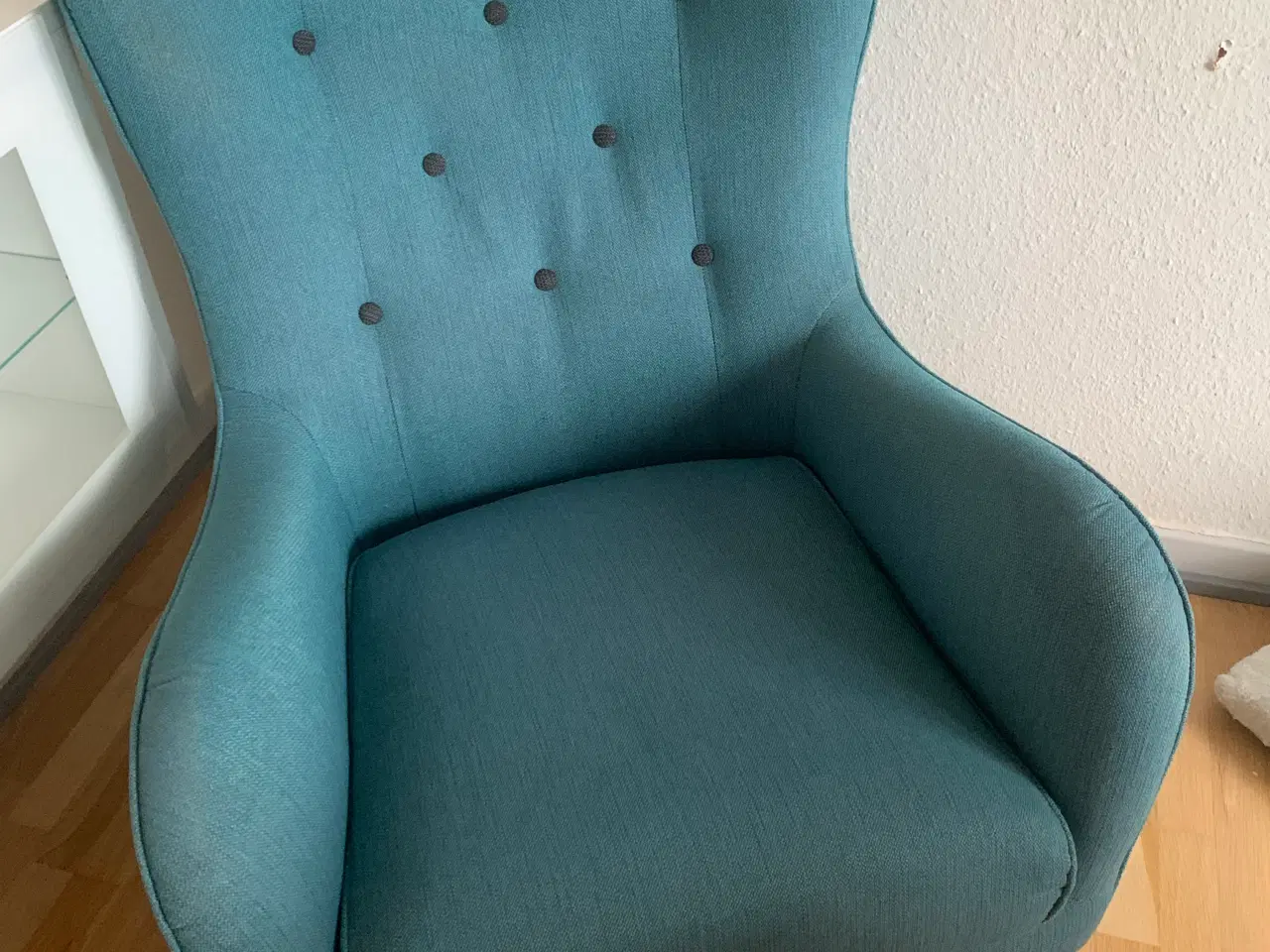 Billede 2 - IKEA lænestol i en flot lyseblå farve perfekt 