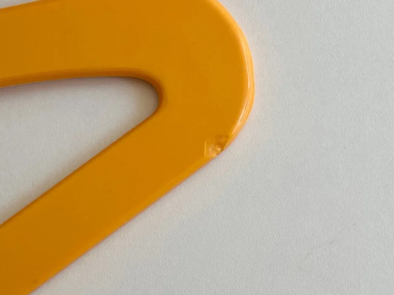 Billede 5 - Gule plastbøjler, 2 stk samlet