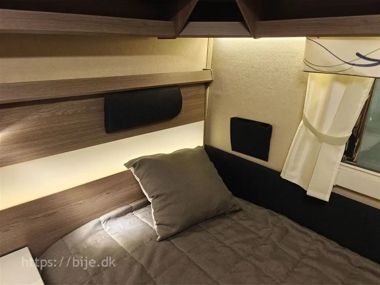 Billede 12 - 2015 - Kabe Royal 560 GLE KS