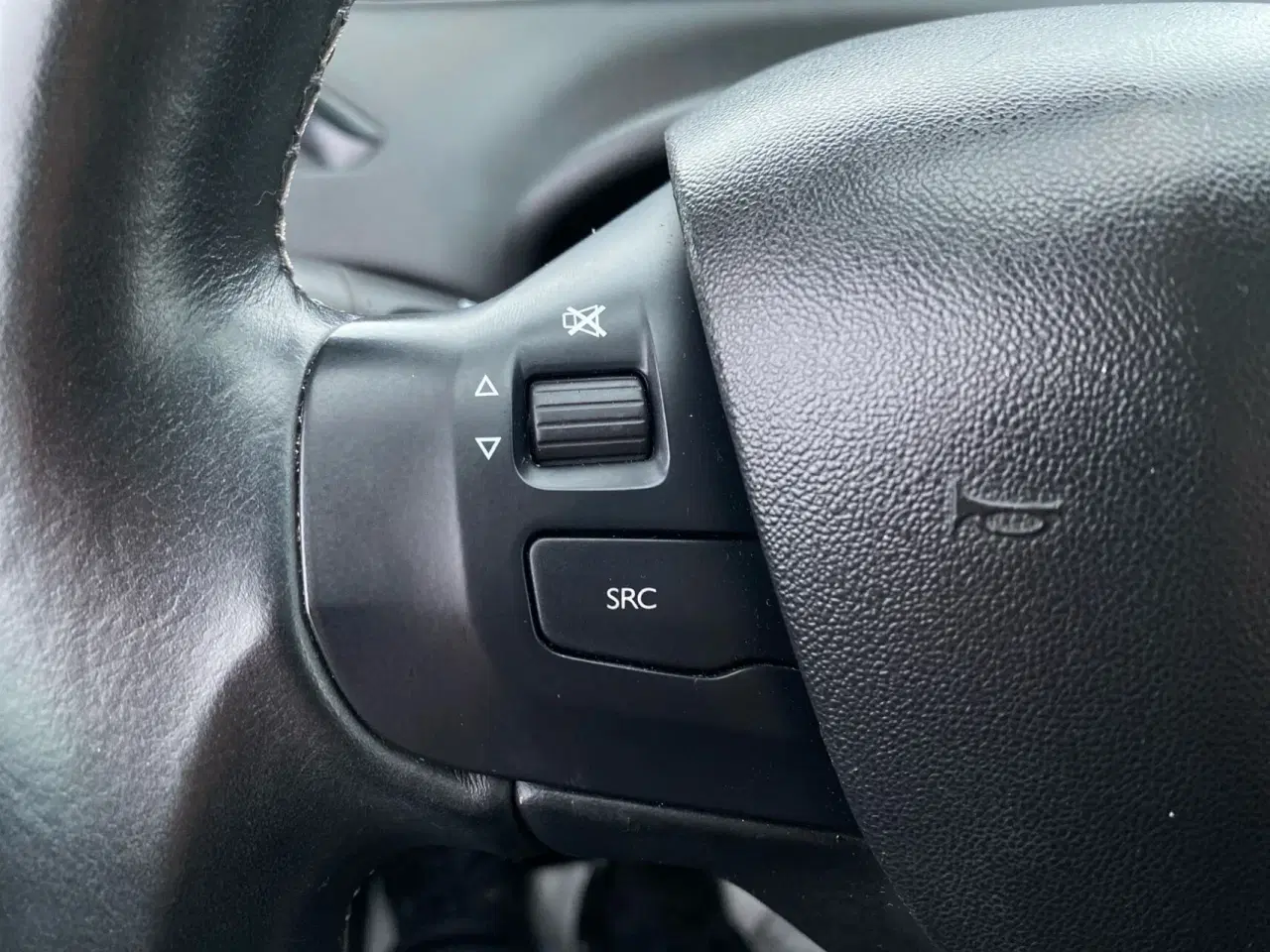 Billede 14 - Peugeot 208 1,6 e-HDi Allure 92HK 5d