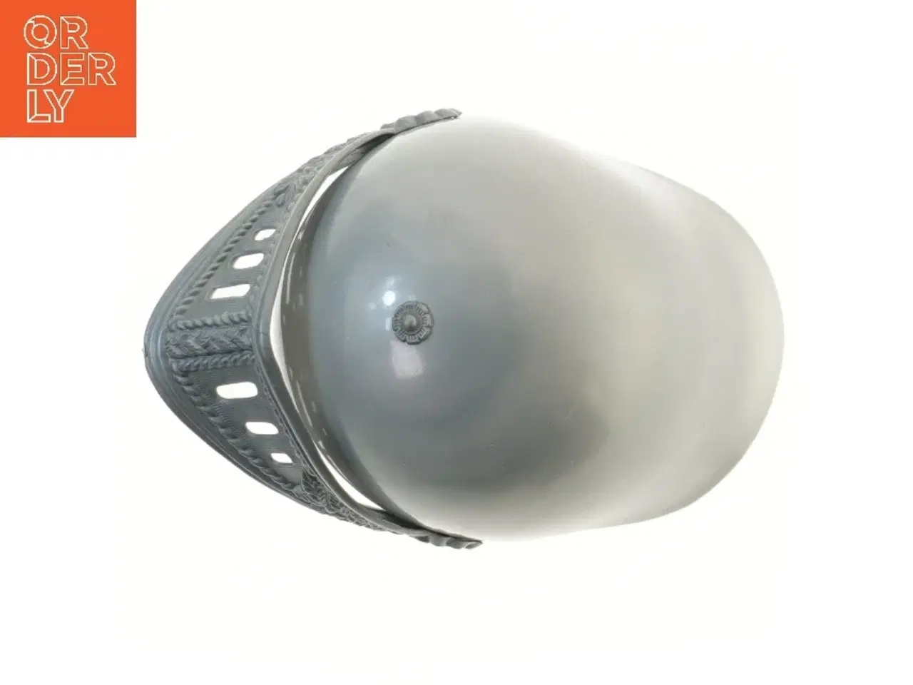 Billede 2 - Ridderhjelm i plast (str. 21 cm)