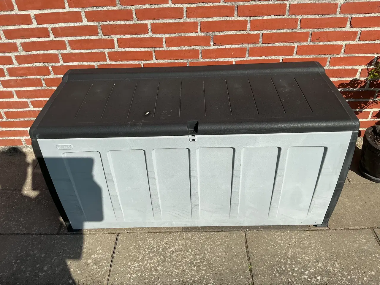 Billede 1 - Hyndeboks - reserveret
