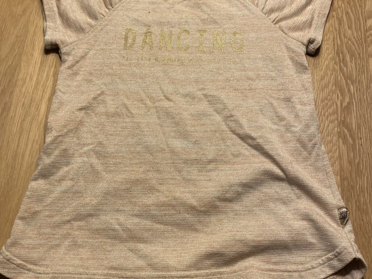 Billede 6 - Bluse, tshirt, nederdel, træningsbukser, badedragt