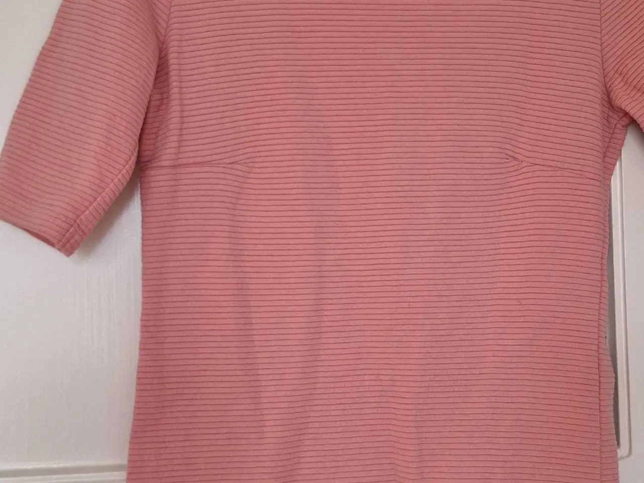 Billede 5 - Lyserød kjole 