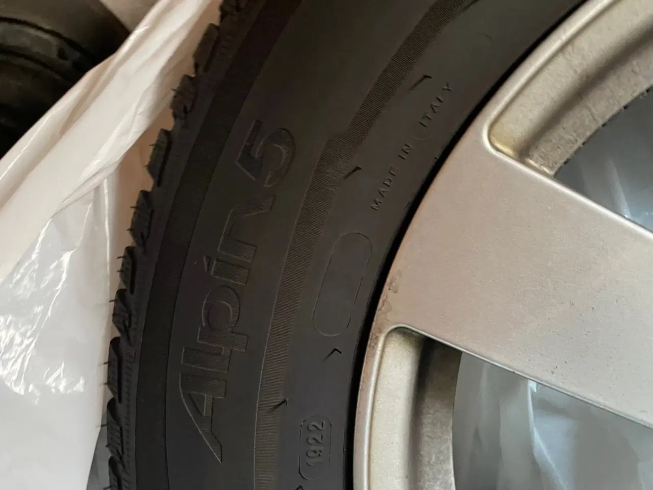 Billede 6 - 4 Michelin Alpin 17" vinterdæk på Alufælge