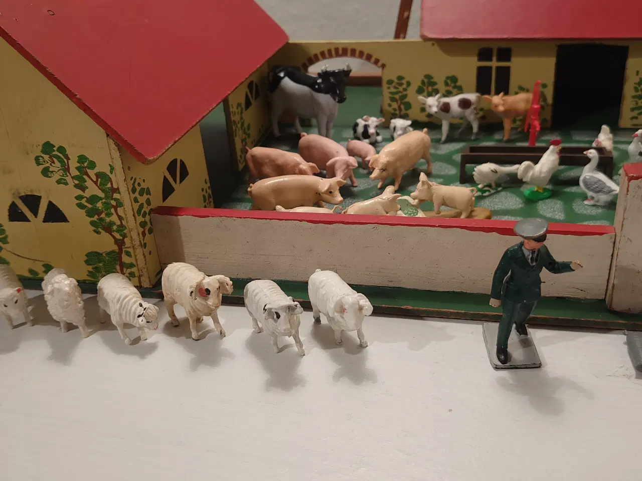 Billede 4 - Reisler bondegård m. 43dele heraf 15 Reisler dele.