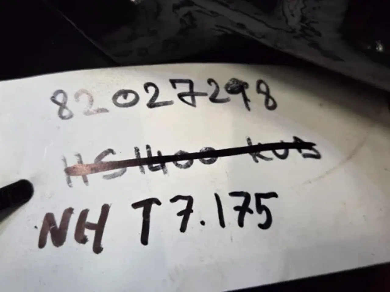 Billede 6 - New Holland T7.175 Hitch 82027298  5Stk